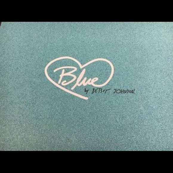 Betsey Johnson heels size 8 - Picture 3 of 4